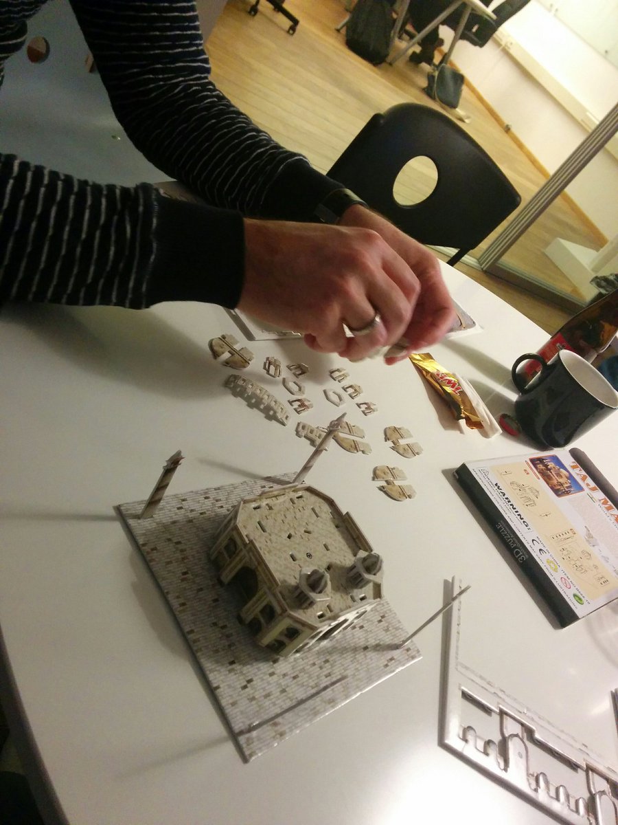 NielsTalens's tweet photo. Tonight @codecentric_nl knowledge session we are doing the pair programming game by @mieldonkers. A great simulation https://t.co/NsEyF9wy4j