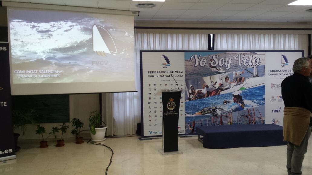 leticiaquesadap's tweet photo. En la gala de la vela valenciana con @be_watersports @NoticiasFVCV @leticiaquesadap https://t.co/5EeeRjpwIz