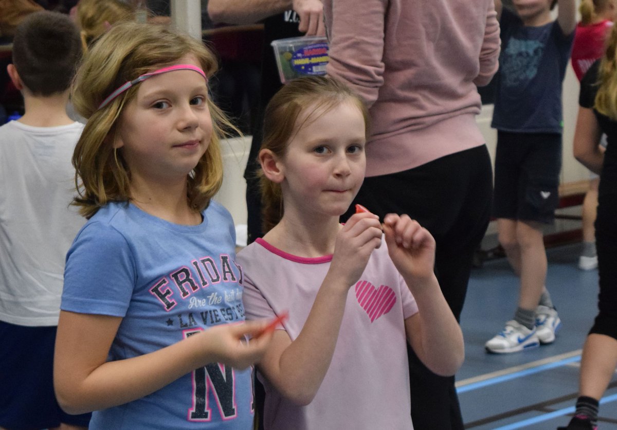 _Atak55_'s tweet photo. Vriendjes- en vriendinnetjesdag. 9 maart 2016. Sportcentrum Waspik. #sportplezier 
@_Atak55_ https://t.co/OaFu49CK55