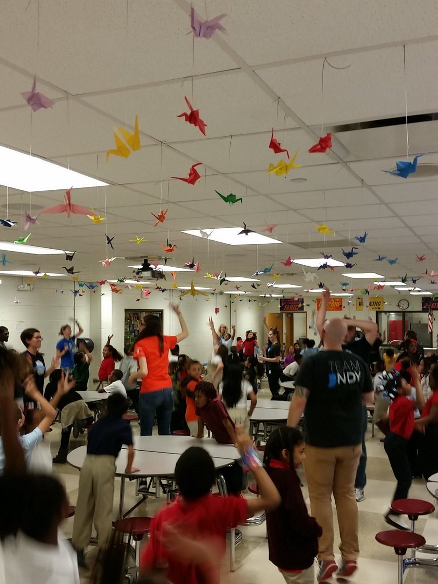 @salesforce volunteers brought the excitement to 2nd grade indoor recess! #globalvolunteerweek #playworks #funforce