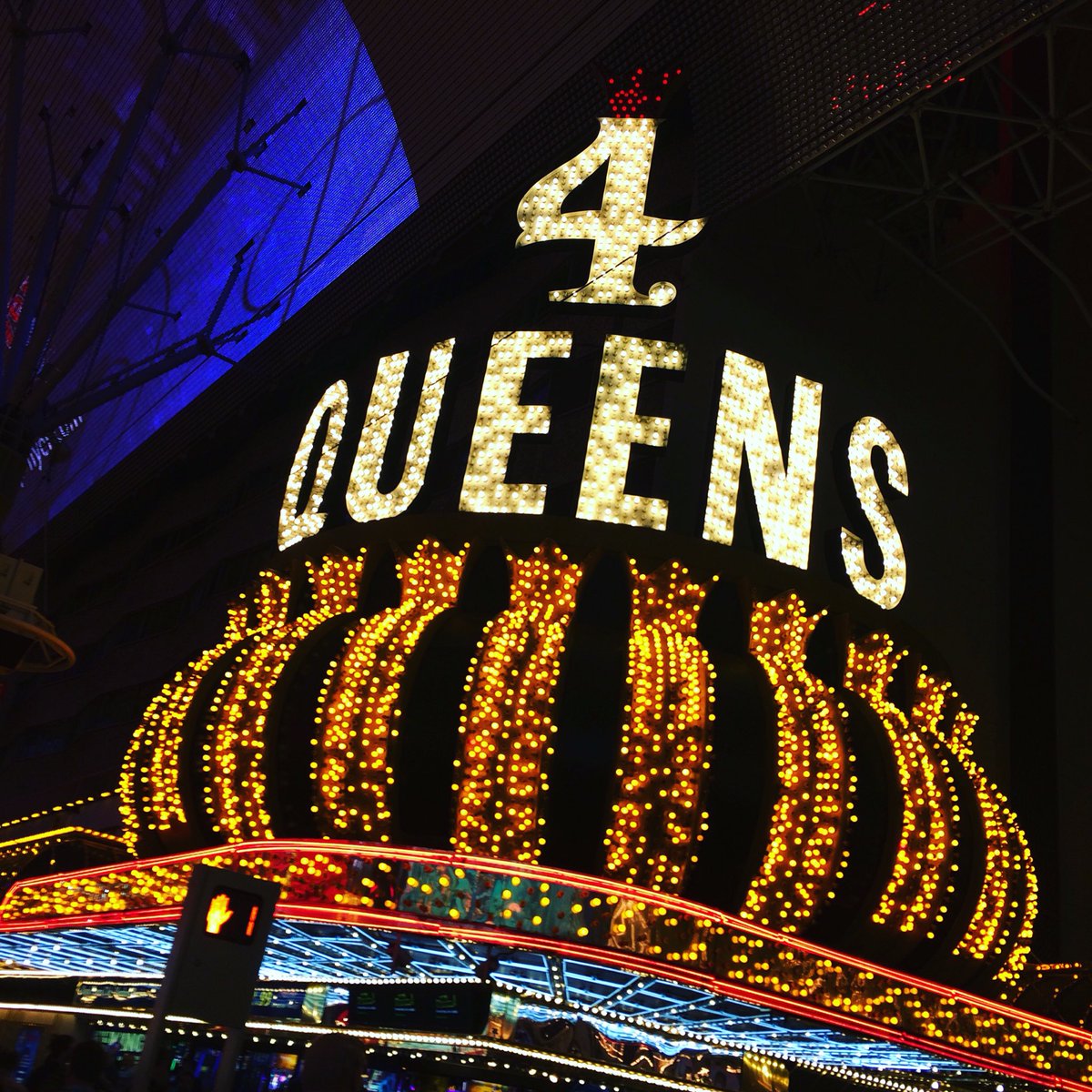 sywalker's tweet photo. Amateur tip: gamble downtown. Not on the Strip. More character and characters. https://t.co/L1cl0Fp8Bb