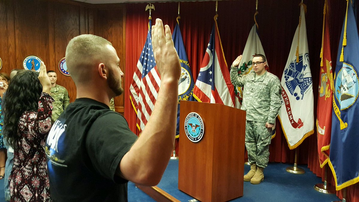 C_Bail97's tweet photo. I officially swore back into the United States Navy today. Now to earn my contract back! https://t.co/oHACksn4ol