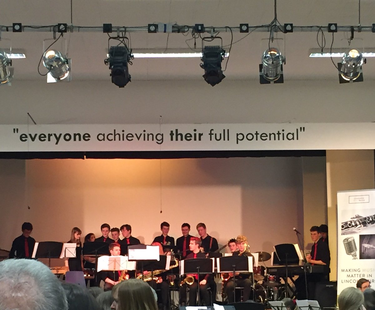 LMSlincsmusic's tweet image. The stage is set for tonight’s fabulous performance @walton_girls from Grantham Music Centre #Springconcerts