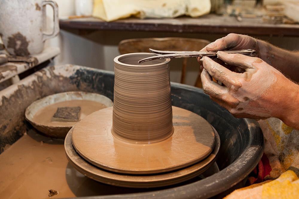 siopgloster's tweet image. Studio shot from today 😊 #porthmadog #handmade #glosters #madeinport #ceramics #pottery #potter #gwynedd #craft