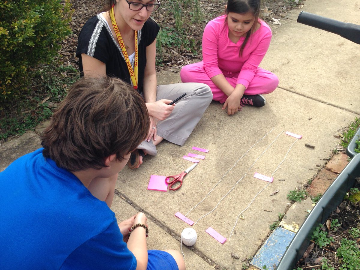 HollinMeadowsES's tweet photo. Hands on learning about fractions in the garden. #recordhightemperature https://t.co/Uh9Cwniffa