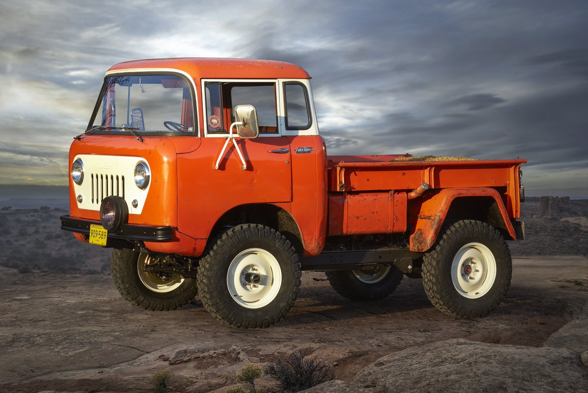 Jeep's tweet image. Gear up for the 50th annual Easter Jeep Safari with these incredible concept vehicles from Jeep &amp;amp; @OfficialMOPAR.