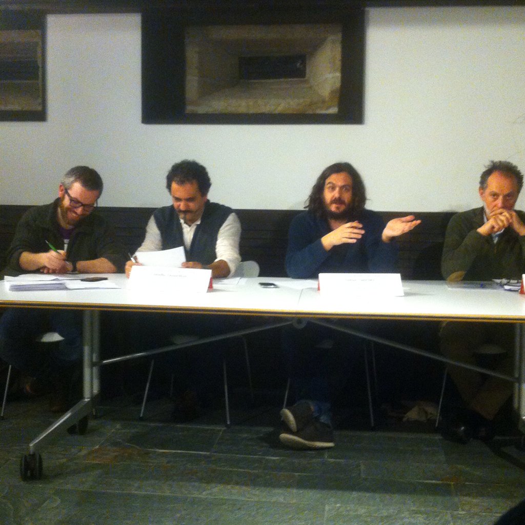 AnovaPontevedra's tweet photo. Arrancamos a Xeira de @ANOVA_irmandade en Pontevedra
#Debatindo #Compartindo #Propoñendo https://t.co/OpuETP4iTa