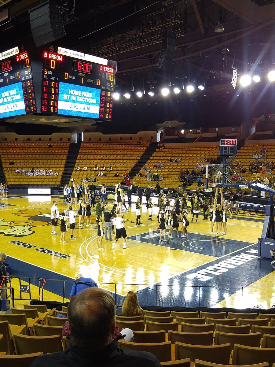 herecomesBA's tweet image. Lets go Ladies!!!!  @BAStudentSec #bringthenoise #steponebegins #3peatTweet