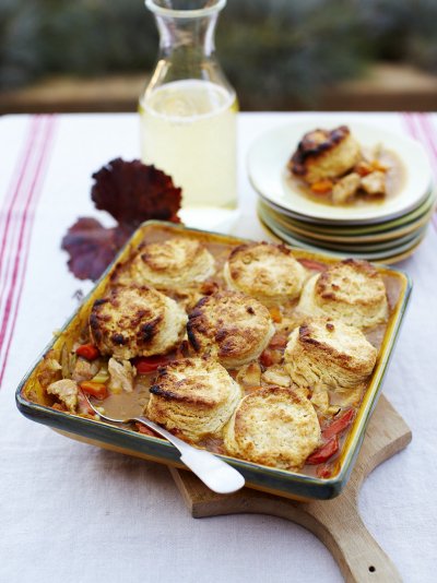 NeighNosh's tweet photo. Homemade Chicken & Biscuits recipe made with #leftoverroast #hatewaste #jamieoliver https://t.co/PtrM03nw86 https://t.co/eQXPKmXnEh