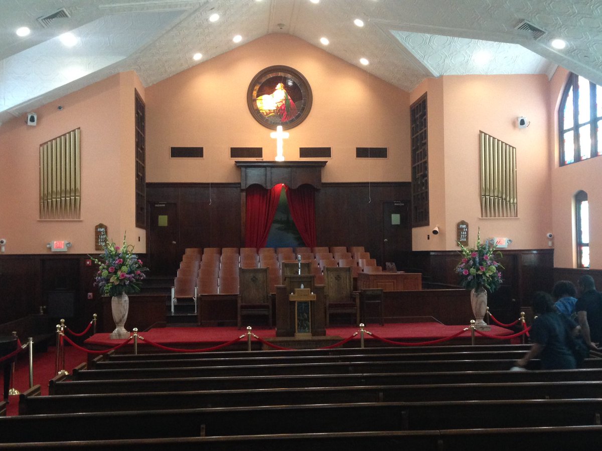 bearbreaksatl's tweet photo. Inspiring to hear the story of MLK Jr. &amp; tour his home, church, &amp; neighborhood. 

#citizenbear
#bearbreaks https://t.co/3L4qk04pAq