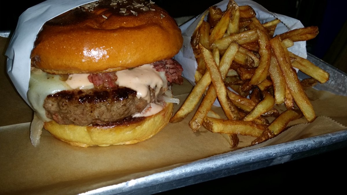 MrGeeDub's tweet photo. @GrillEmAll here and tempted but back to work I go. Loved the #RickReuben though https://t.co/L1jW2Oizjn