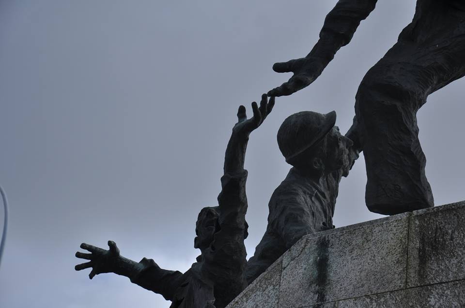 Viva a #claseobreiragalega! 'Amador, Daniel, a loita continúa'