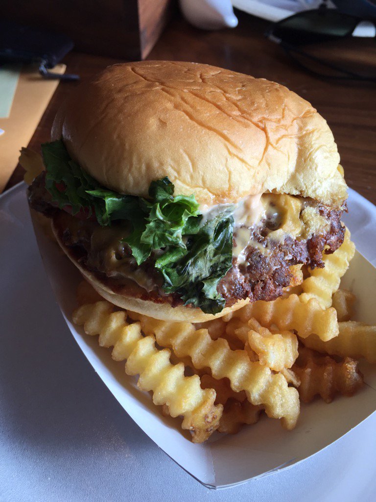 Welcome <a href="/shakeshack/">SHAKE SHACK</a> to LA and to my mouth!