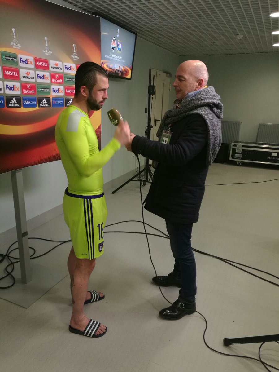rscanderlecht's tweet photo. Mixed zone #RSCA #UEL #shaand https://t.co/YT9atCpEhy