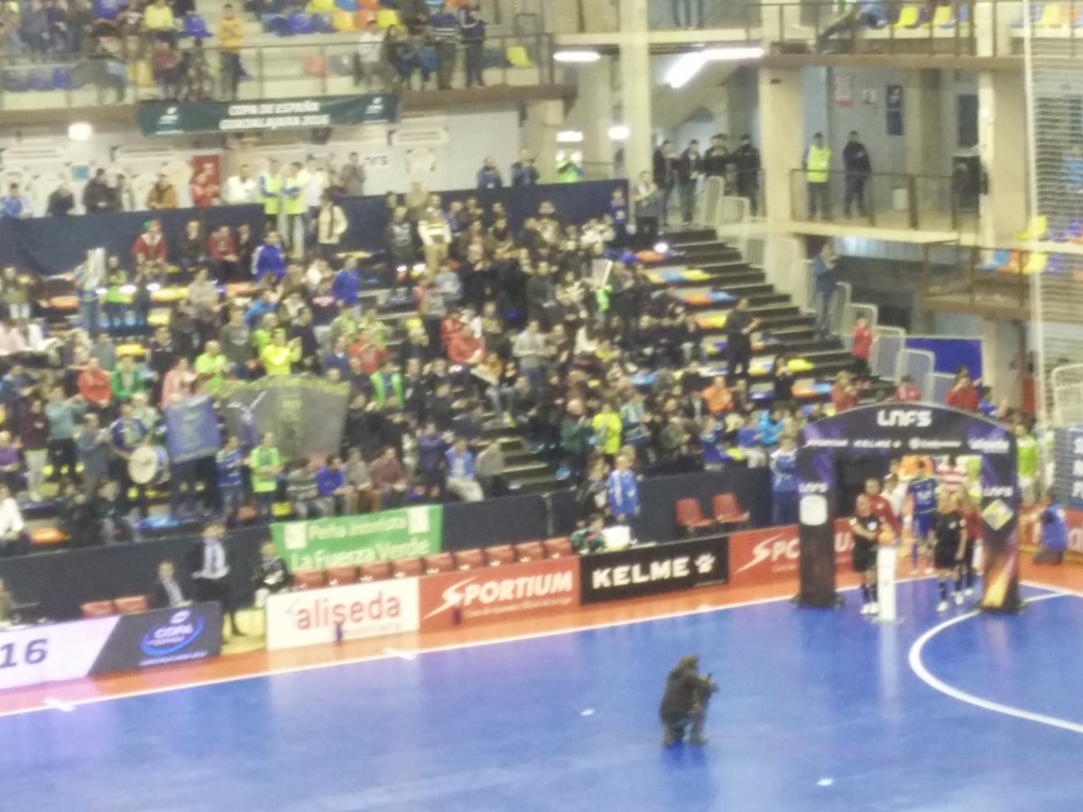 CapitanJB's tweet photo. Las peñas interistas en Guadalajara @Lafuerzaverde @InterComplutum https://t.co/YXt7Bu3iB6