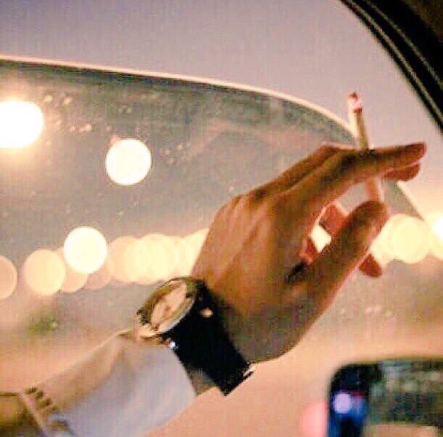 mshal501's tweet image. راسي عنيد ... وما طرالي اسويه
وباسي قوي وان كنت ناسي تنبه
ما اتبع المقفي لو القلب يغليه
عند الكرااامه لعنبوها المحبه