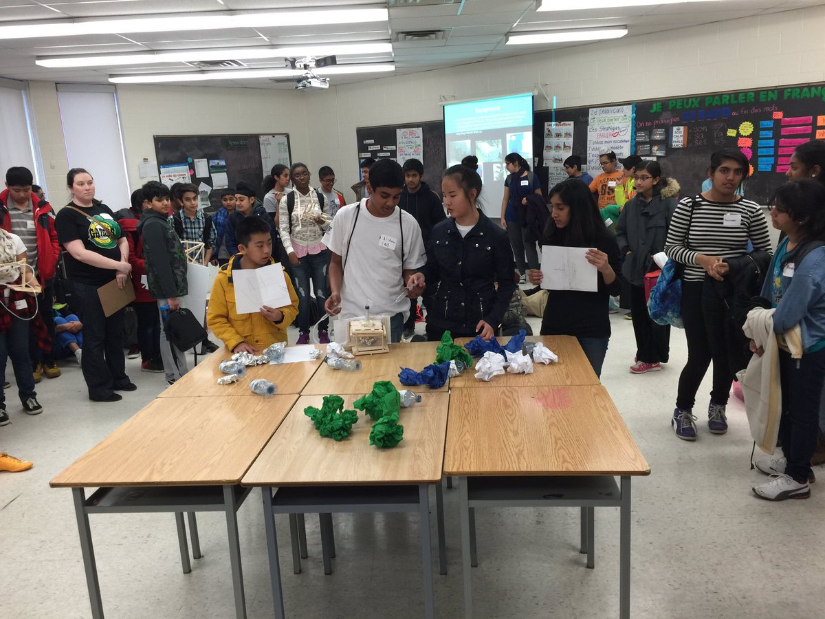 ms_e_a's tweet photo. Teams at #PTSC2016 showcasing their solutions to the technology challenge. @PeelSchools https://t.co/ZrkZknticb