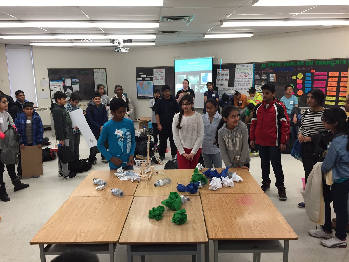 ms_e_a's tweet photo. Teams at #PTSC2016 showcasing their solutions to the technology challenge. @PeelSchools https://t.co/ZrkZknticb