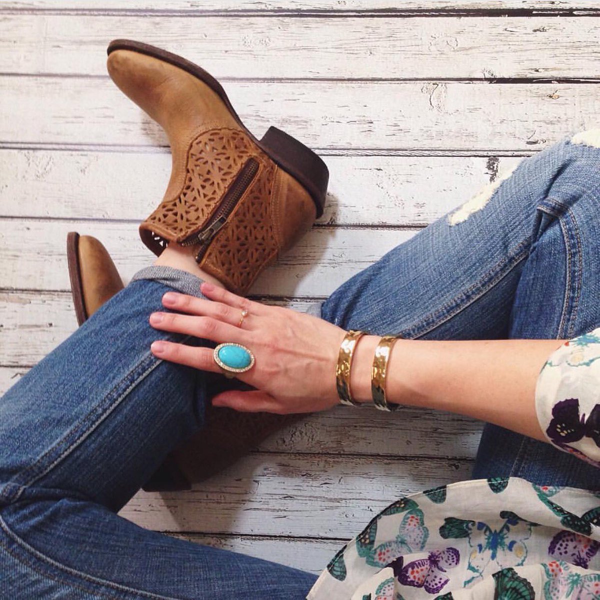 farylrobin's tweet photo. Spring booties 💐 #anthropologie #farylrobin #nitro https://t.co/gT77PaPmFj