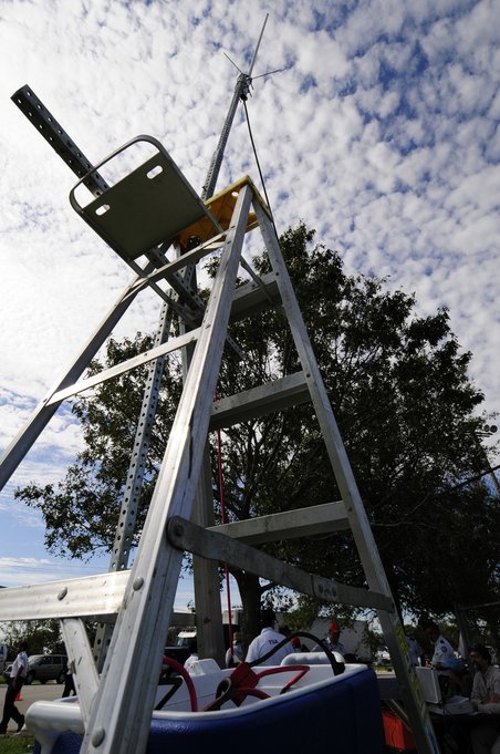 fema's tweet image. Hams help out during disasters &amp;amp; they've earned this brand new satellite: fema.gov/blog/2016-03-0… #hamr #arrl