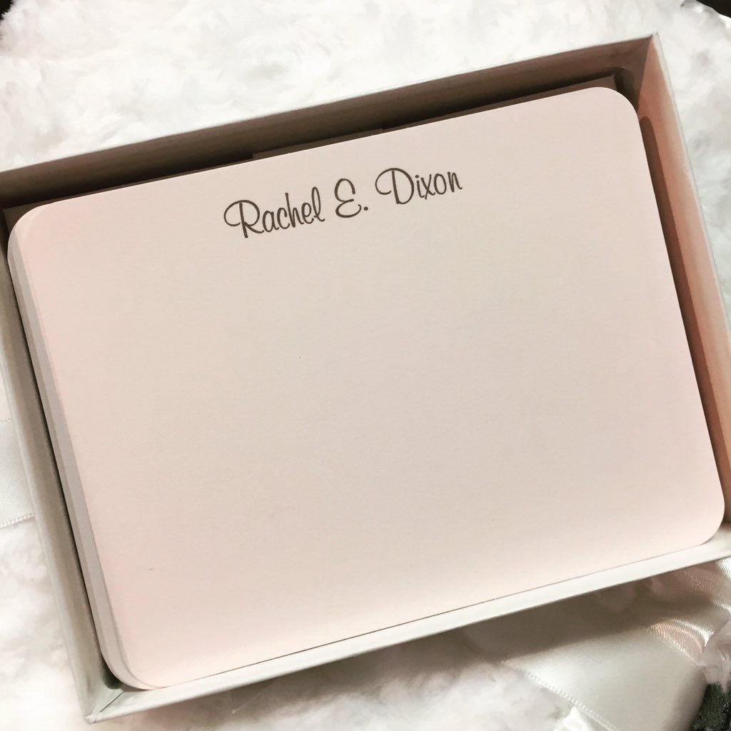 StatementsKC's tweet image. Beautiful, blush stationery for brides🌸💗🌸