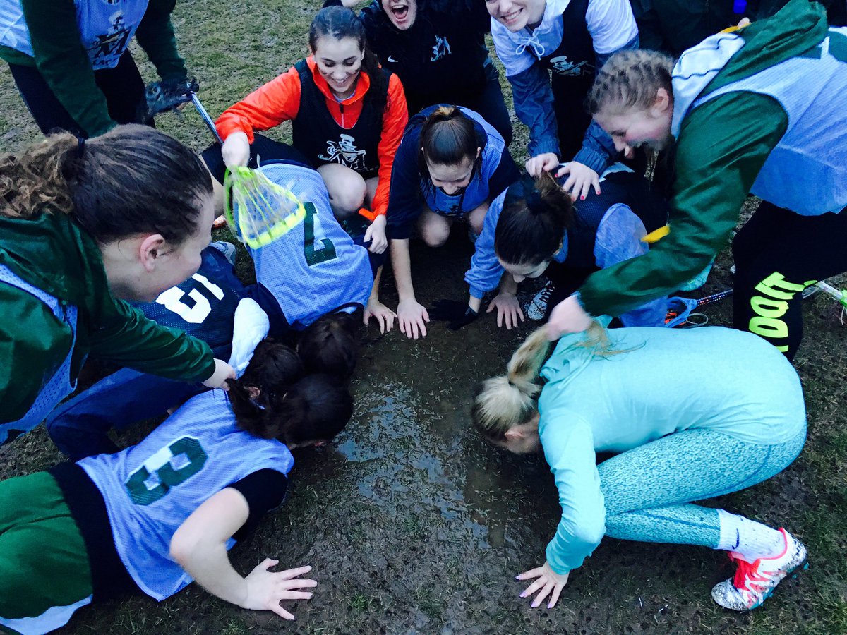 STVMGirlsLAX's tweet photo. A @STVMGirlsLAX tradition! https://t.co/AQIQAV10zP