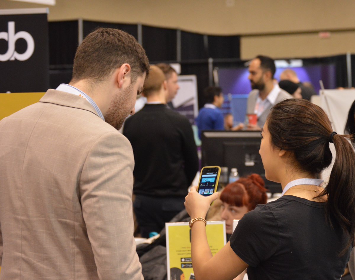KeyobiTalent's tweet photo. Talking robots, exciting startups and big bata. This is #DX32016! https://t.co/HFZZYx5hBz https://t.co/VQEqVQRnPs