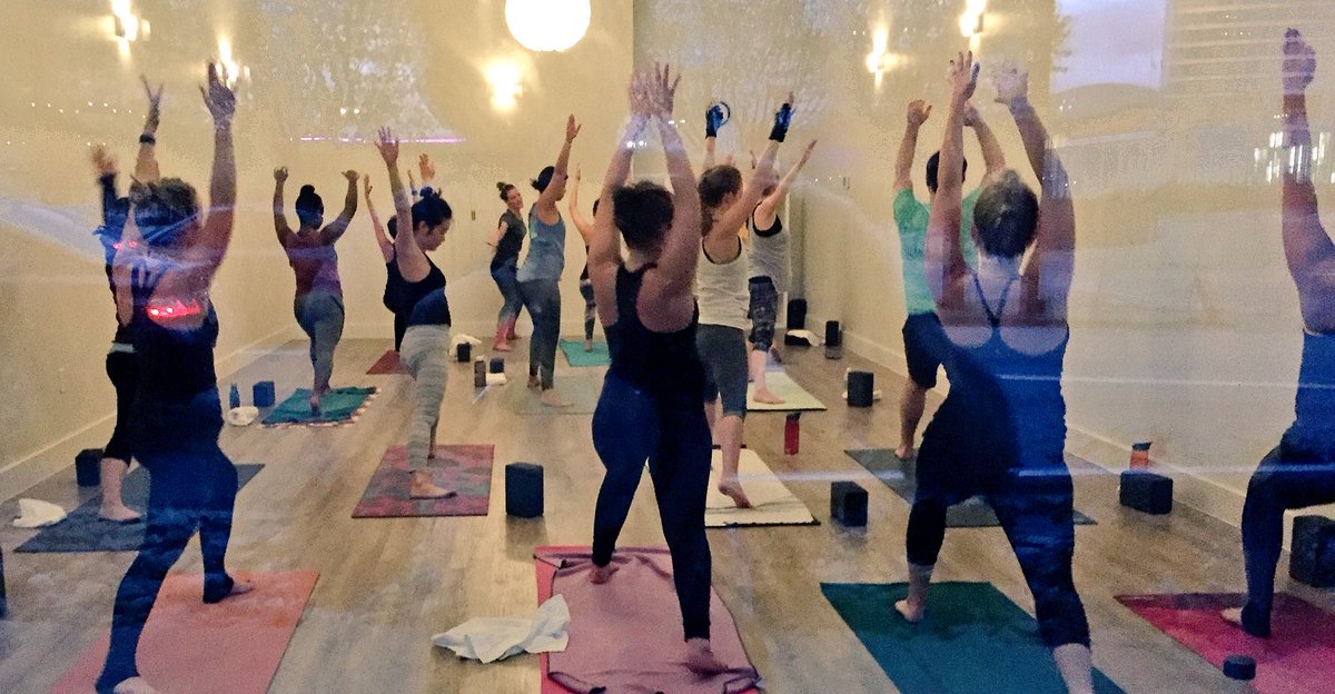 colbyhanks's tweet photo. Salud to tonight's @Weyogis warriors! Join us tmrw 6am or Saturday Online๐ #classpass #tgif #anonymousyoga #alllevel https://t.co/T2o4FEvXSk
