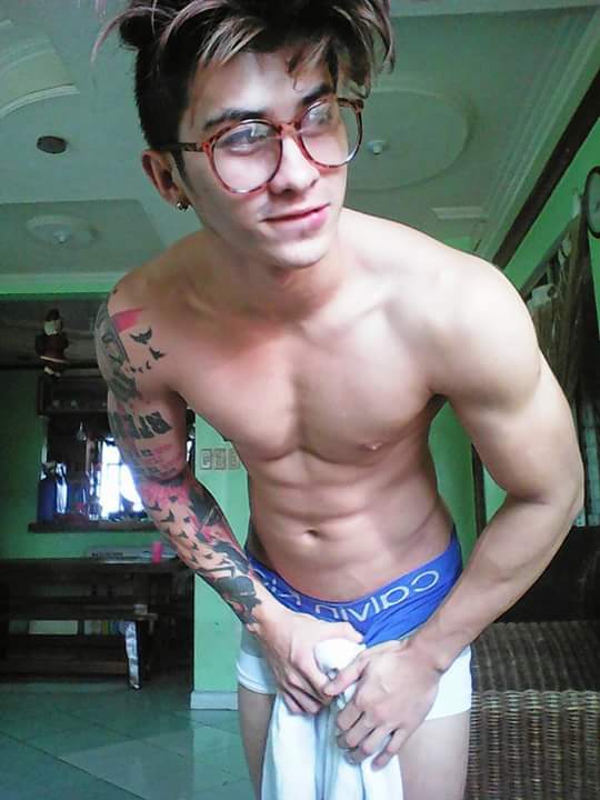 MarkBenz0906's tweet photo. #LibogProblems PAULO MAGNAYON π²π
π§ https://t.co/BvbEUGd35p