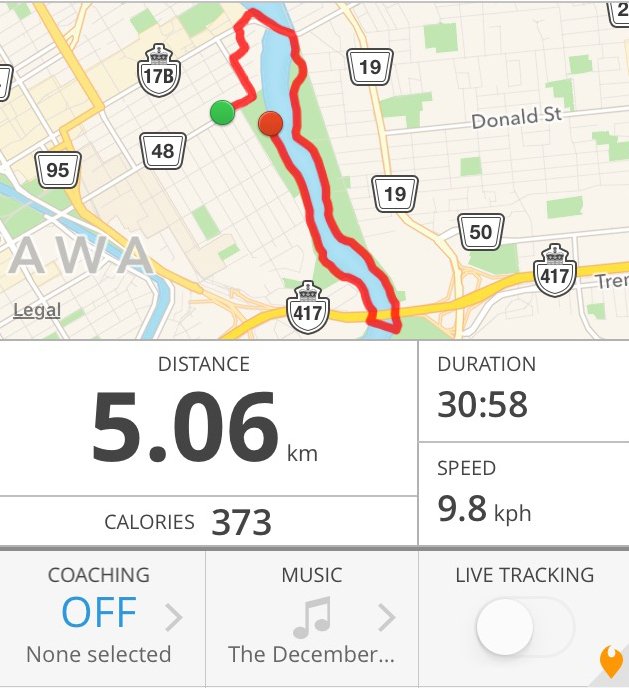 KaylaMeyer613's tweet photo. @OttawaMarathon am I too late!? Rainy day run w/ my faves The Decemberists! #MarinersRevenge #RocknRun #RBCBluesfest https://t.co/3biVlZ9tyR