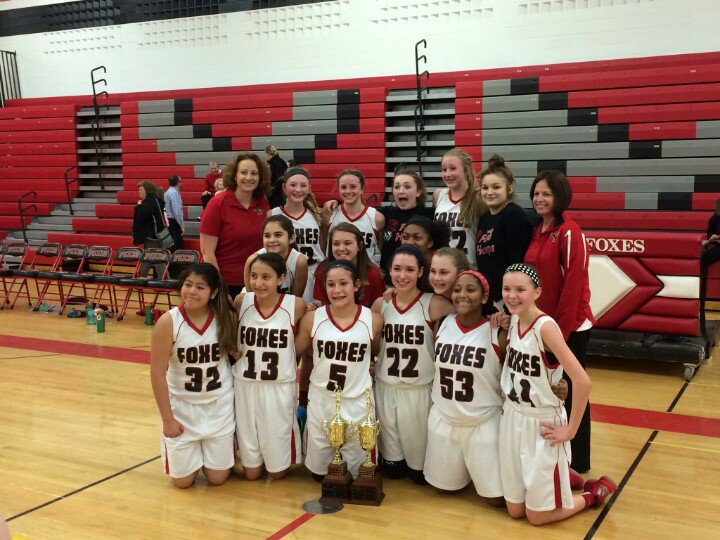 8th grade girls are conference champs!@MrsYattoniELA