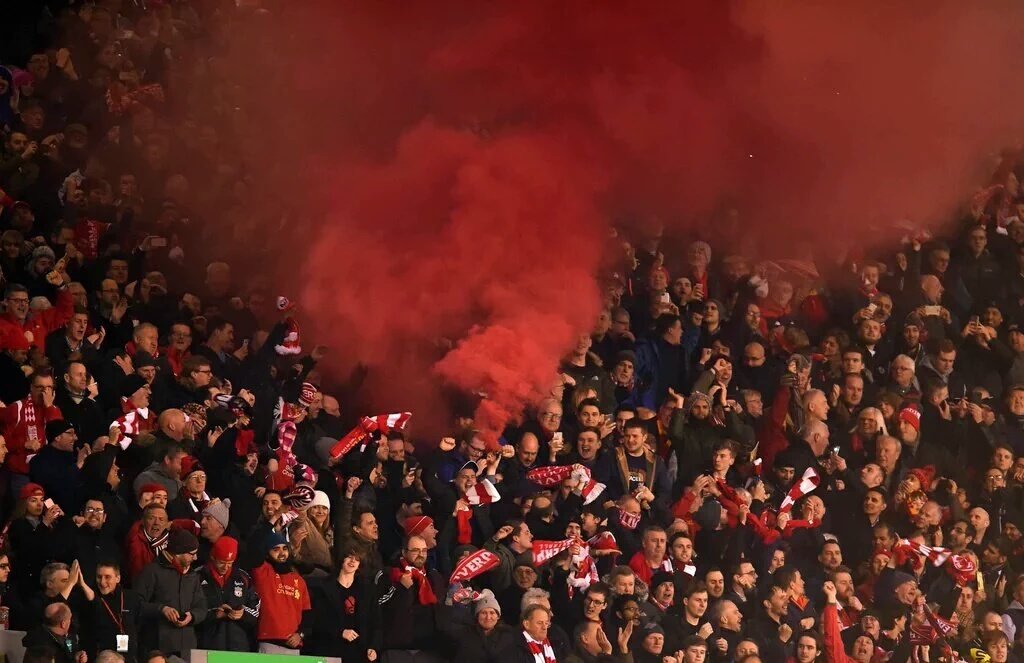 FaisalAli_79's tweet photo. No Pyro, No Party #UpTheReds RT @Gerrard8FanPage: Pyro in the main stand tonight.  
https://t.co/weGulxIKVL