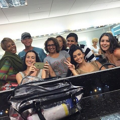 Jaque0ficial's tweet photo. Estamos voltando 😘
@AdaMidianita @Dama0ficial @Fran_Maya @Santanioni @talitayounan https://t.co/TJw46Odopp