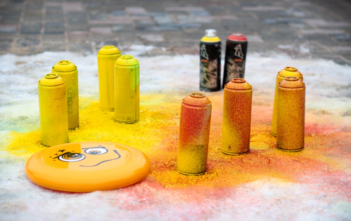 Aerocker's tweet photo. Everyone wants to know what artist goes by Banksy name. We are just positive it is not our Smiley. But, wait... https://t.co/VkDNbu4S5m