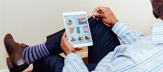 ADPJerry's tweet image. HR’s eager to step up to big future #challenges. What Should #CEOs Expect From #HR? bit.ly/1SDTwn7