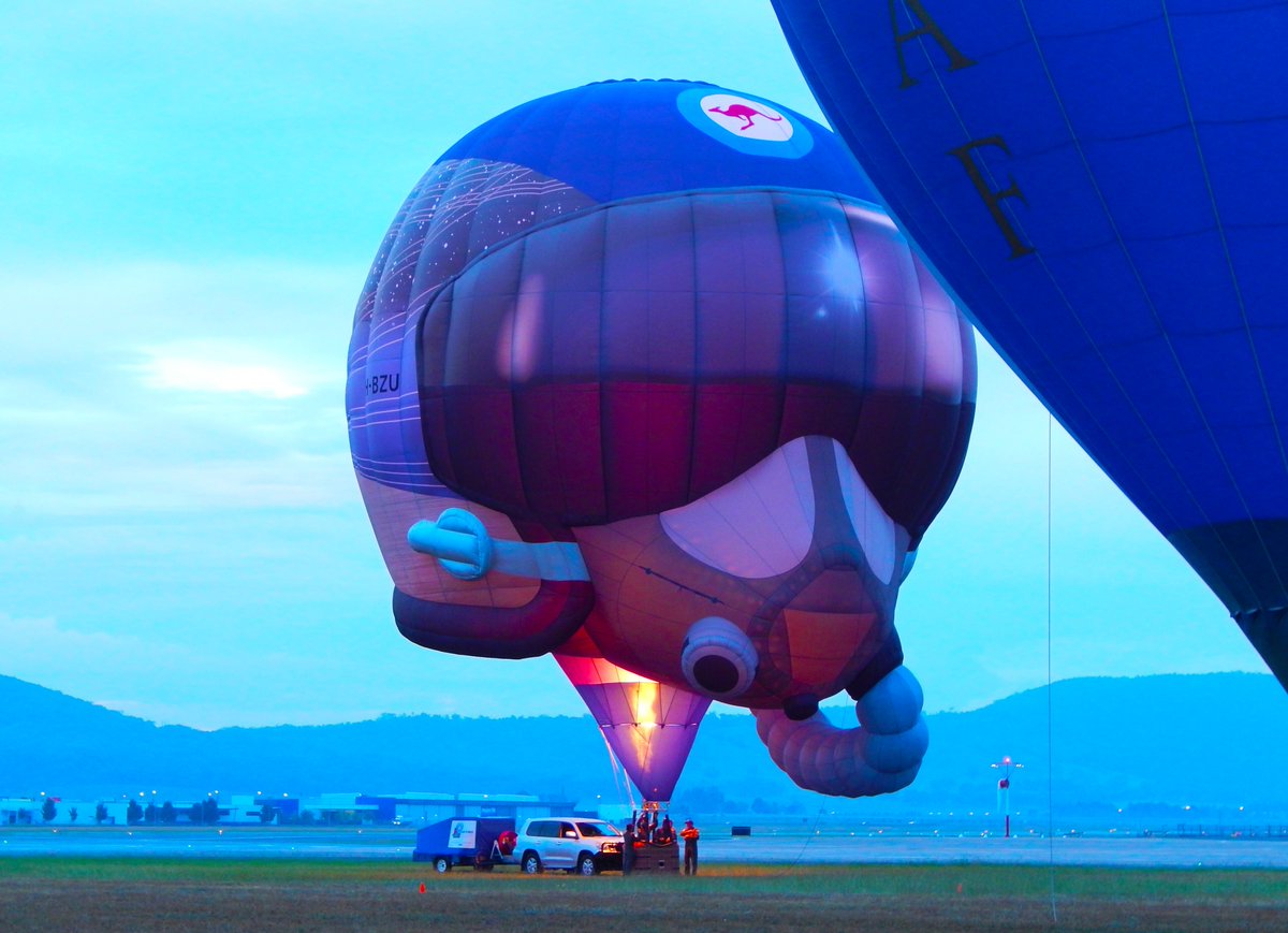 RAAF launched their new hot air balloon at Fairbairn this morning. We love it! #avgeek #CBR canberratimes.com.au/act-news/darth…