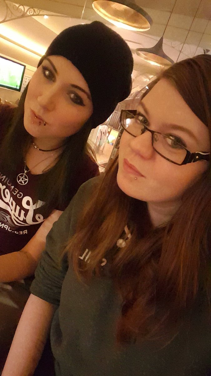 Me cuz love you Leigh-la