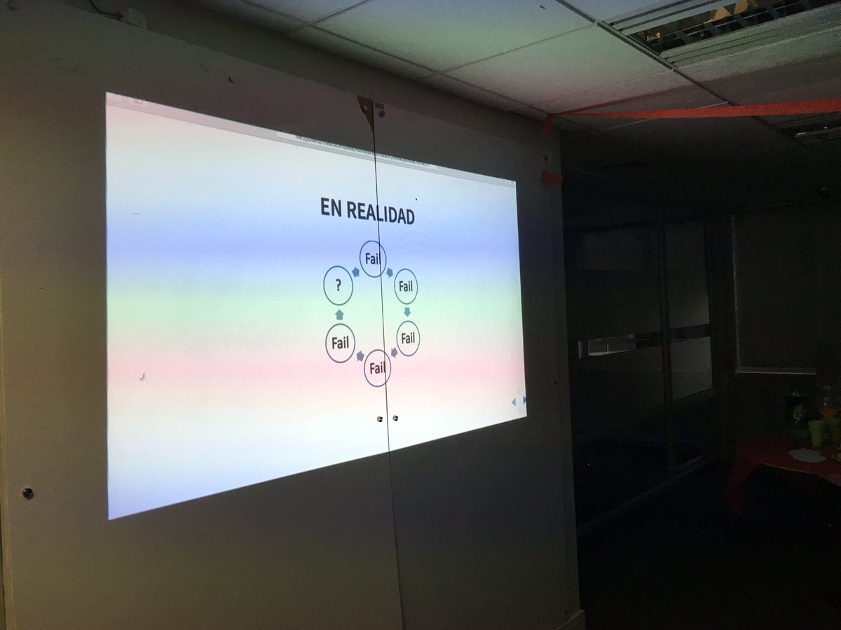 meetupjs_cl's tweet image. Realidad. #SantiagoJS