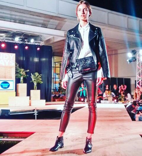 Modage_Revista's tweet photo. Mucho cuero para @allo_martinez en #trendydays @Alto_Rosario más fotos y videos en nuestro instagram:@modagerevista https://t.co/o62BZyZ1lJ