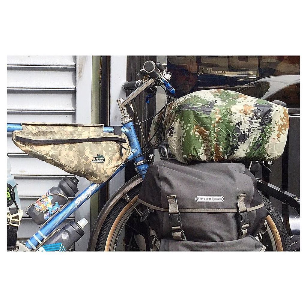 weBikepacking's tweet photo. usherenko / It's all in the details. Wish my bike looked like this more often. ・・・
#bikepacks #checkoutthisload #ad… https://t.co/Uleqo1zBD8