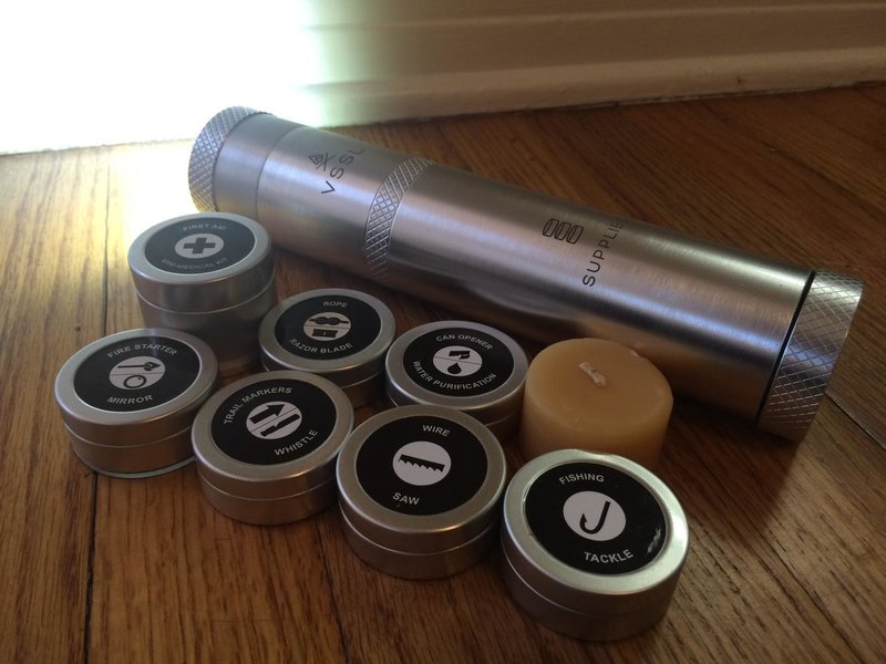 OTTYCB's tweet image. This survival flashlight is genius: buff.ly/1QFaZZN ( #gadget #technology #outdoors #camp #hike #fish )