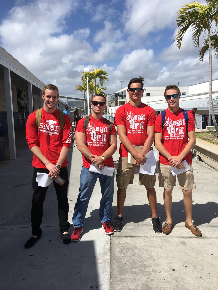 FHH_FalconFury's tweet photo. How #FalconFresh do our boys look in their all red for their senior pano pic? ๐ธ๐ @LoBurk @DrVening @ProvenzanoJohn https://t.co/r5dRoXizr9