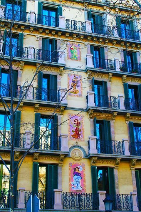 Barcelona's streets are an art gallery, come to experience the authentic #barcelona #ITB50 #ITB2016 #ITBBerlin2016