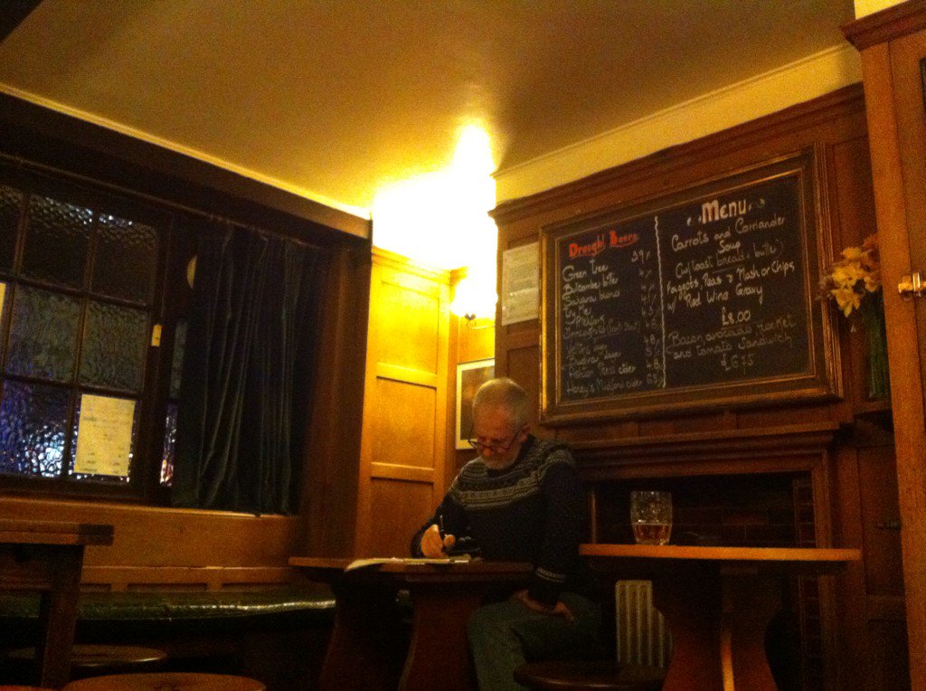 BeerFinderGen's tweet photo. Sometimes, the beer is less important than the place. Great friendly people (Doug) &amp; wood panelling @OldGreenTreePub https://t.co/YprthJk3w5