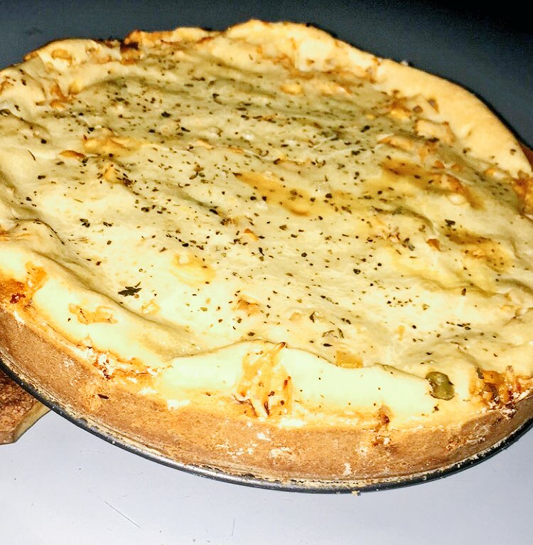 bgmorenah's tweet photo. Hoje foi dia da torta salgada! #ProntaPraCasar 😂😂😂 https://t.co/Io6Pk23a0t