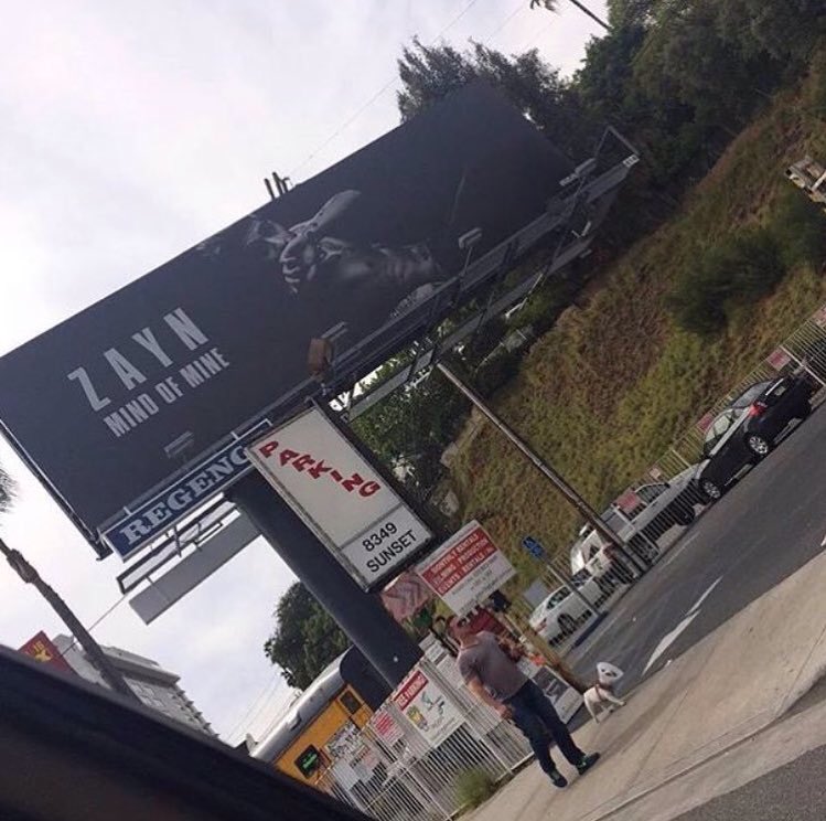 ZaynJMNews's tweet photo. #NEW | Billboard ad up for Mind Of Mine. https://t.co/6vw4lnM0Ex