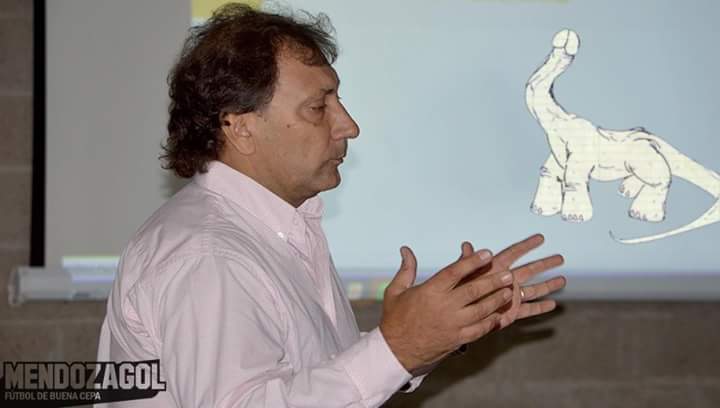 Héctor Acosta, candidato a presidente de la Liga Mendocina, hablando del presente de nuestro fútbol