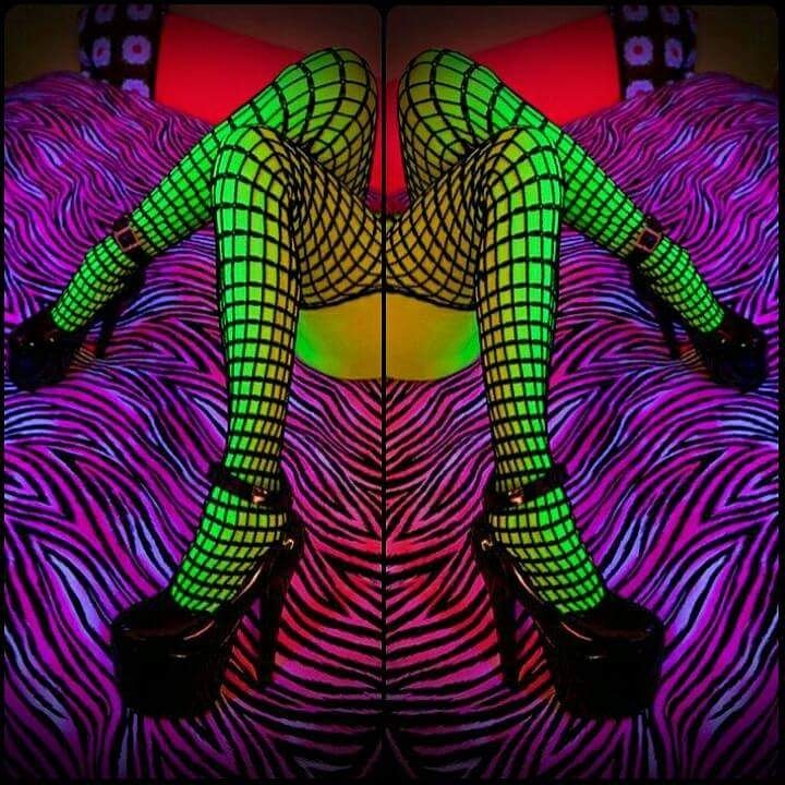 dream__alien's tweet photo. Walk like a zombieeee
#legsfordays #killfirst #lovelast https://t.co/ItVX849P9C