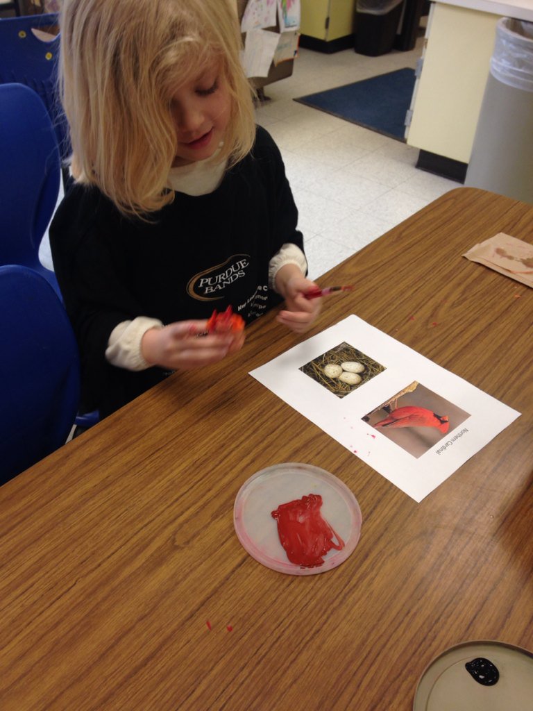 MrsAlanizPTS's tweet photo. First grade clay bird projects at Central. These young artists are amazingly talented!  #ProudPrincipal https://t.co/9O6OWhYeU9
