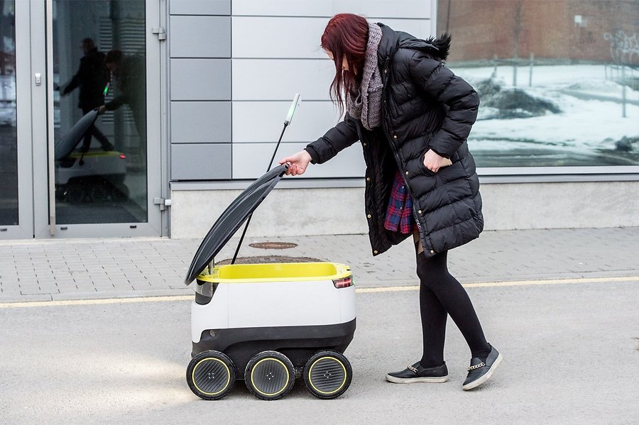 Bakkal Market Poşetlerini Robotlar Taşıyacak